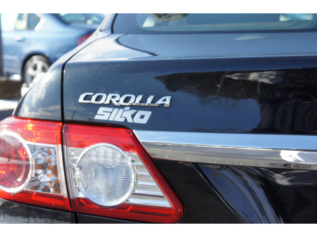 Toyota Corolla 2011 photo 4