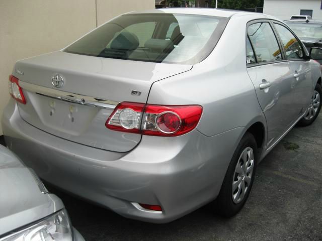 Toyota Corolla 2011 photo 1