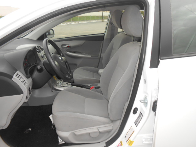 Toyota Corolla 2011 photo 2