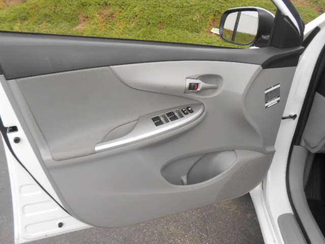 Toyota Corolla 2011 photo 3