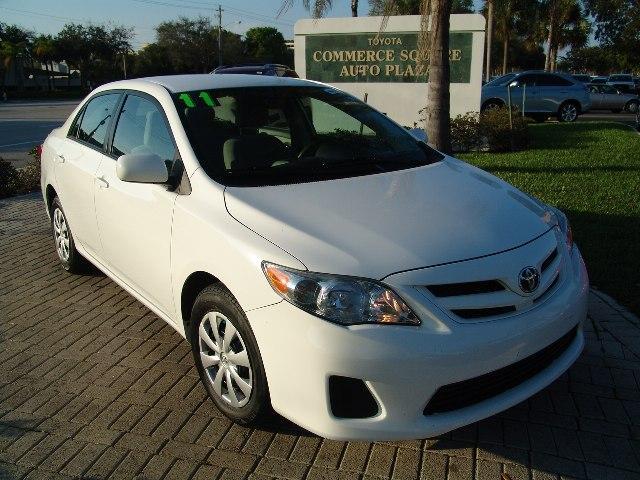 Toyota Corolla 2011 photo 1