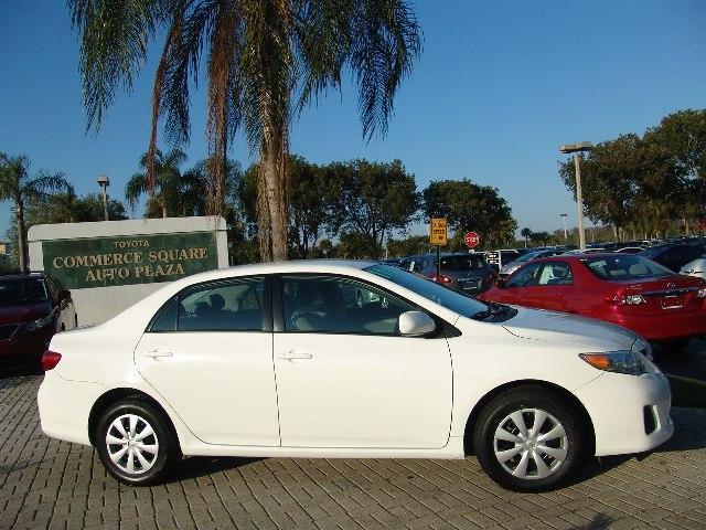 Toyota Corolla 2011 photo 2