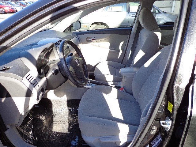 Toyota Corolla 2011 photo 2