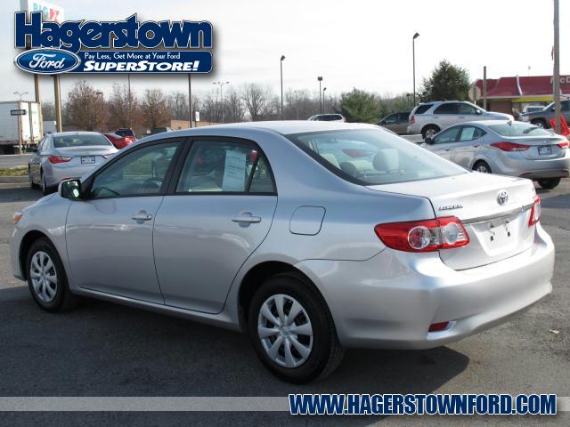 Toyota Corolla 2011 photo 3