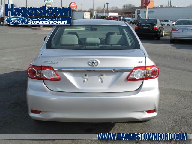 Toyota Corolla 2011 photo 4