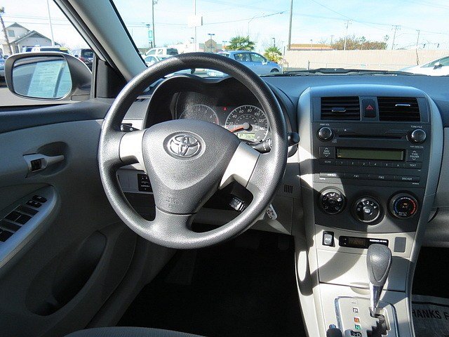 Toyota Corolla 2011 photo 4