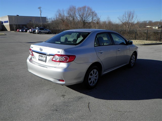 Toyota Corolla 2011 photo 5