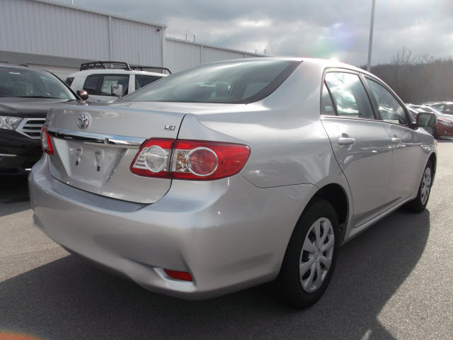 Toyota Corolla 2011 photo 4