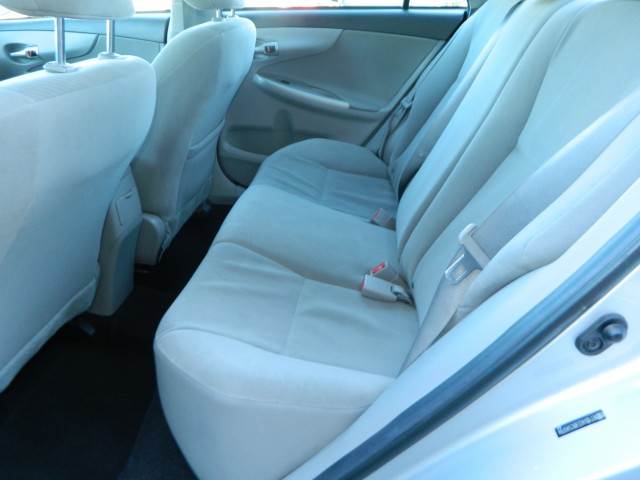 Toyota Corolla 2011 photo 2