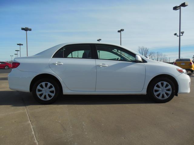 Toyota Corolla 2011 photo 3