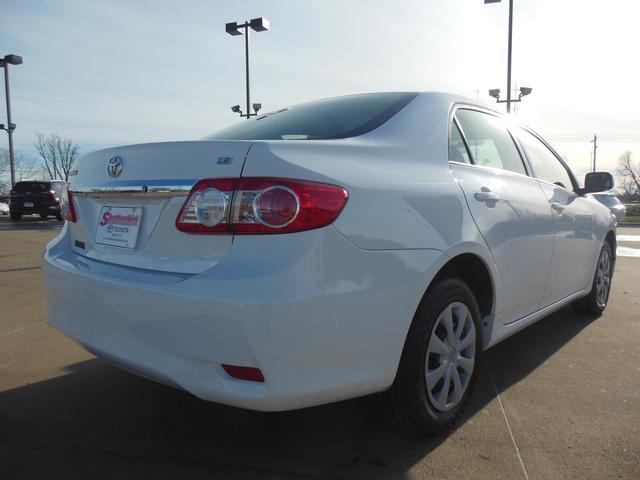 Toyota Corolla 2011 photo 5