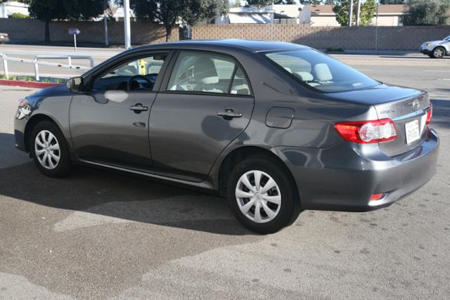 Toyota Corolla 2011 photo 4