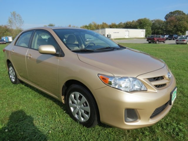 Toyota Corolla Supercab Flareside XL Unspecified