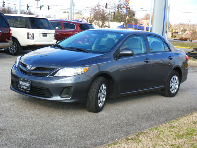 Toyota Corolla 2011 photo 2
