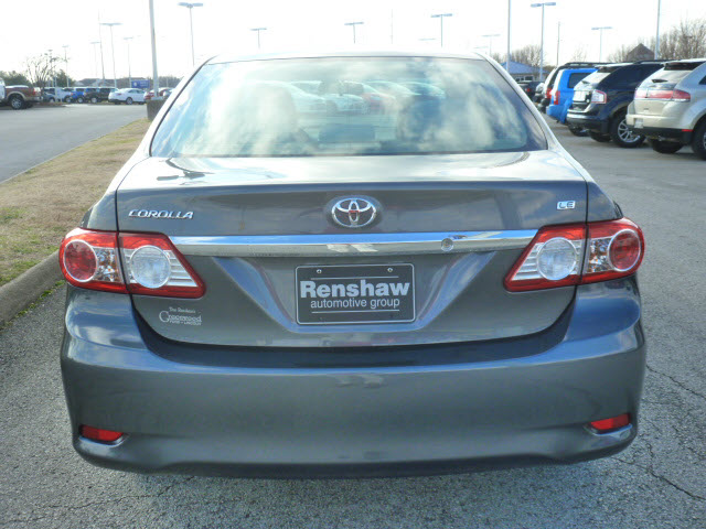 Toyota Corolla 2011 photo 4