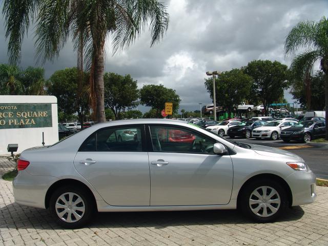 Toyota Corolla 2011 photo 2