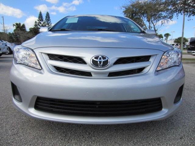 Toyota Corolla 2011 photo 2