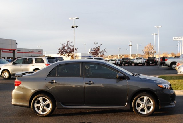 Toyota Corolla 2011 photo 2