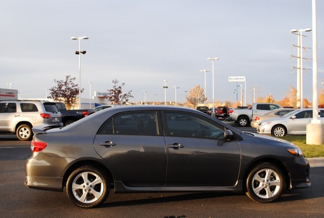 Toyota Corolla 2011 photo 3
