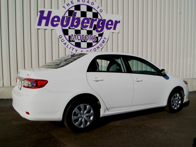 Toyota Corolla 2011 photo 3