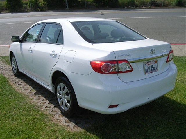 Toyota Corolla 2011 photo 5