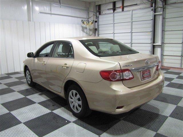 Toyota Corolla 2011 photo 4