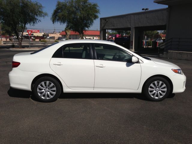 Toyota Corolla 2012 photo 2