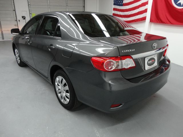 Toyota Corolla 2012 photo 32