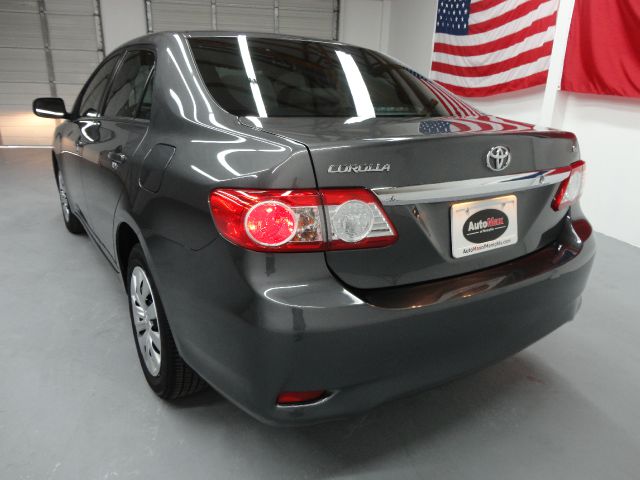 Toyota Corolla 2012 photo 38
