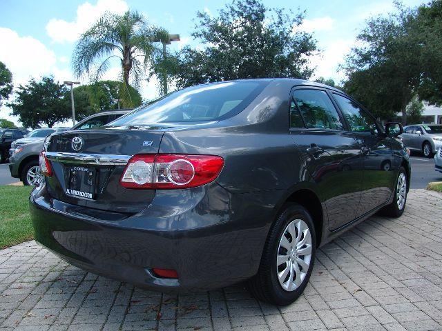 Toyota Corolla 2012 photo 1