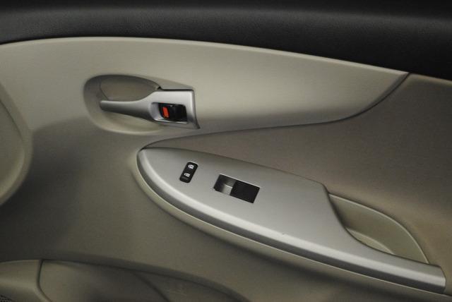 Toyota Corolla 2012 photo 15