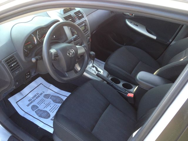 Toyota Corolla 2012 photo 2