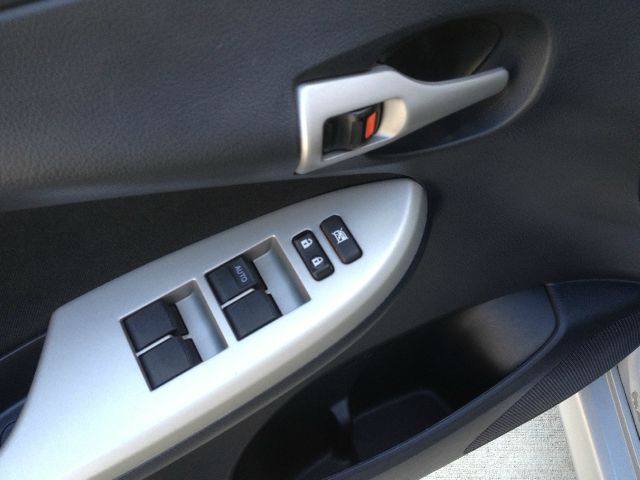 Toyota Corolla 2012 photo 38