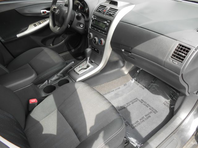 Toyota Corolla 2012 photo 11