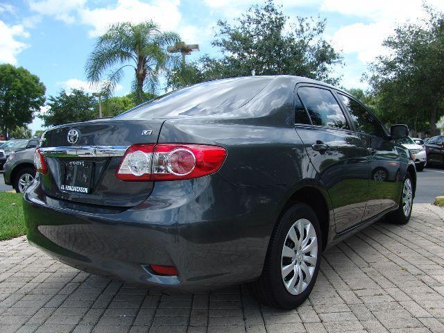 Toyota Corolla 2012 photo 16