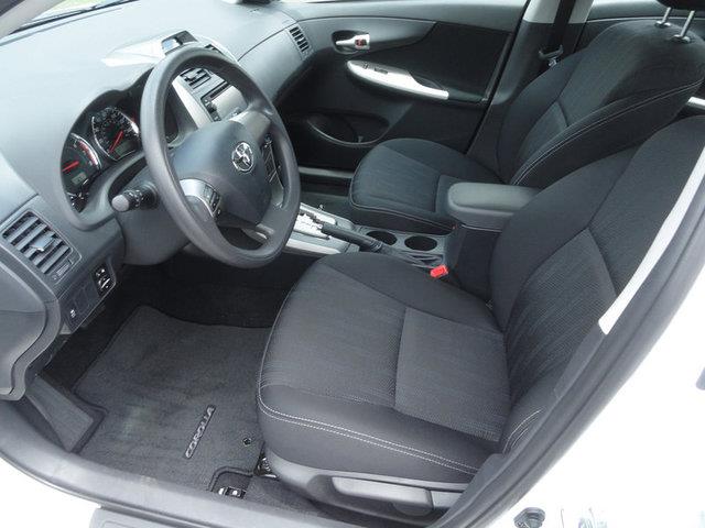 Toyota Corolla 2013 photo 11