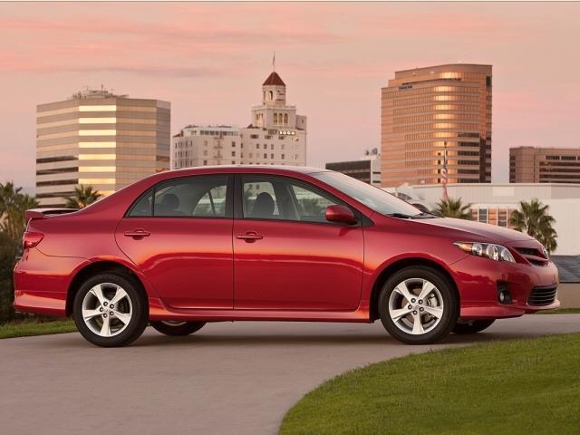Toyota Corolla 2013 photo 2