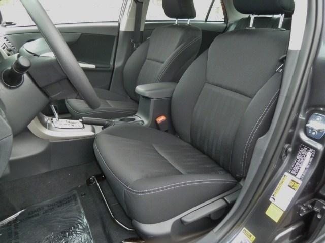 Toyota Corolla 2013 photo 10