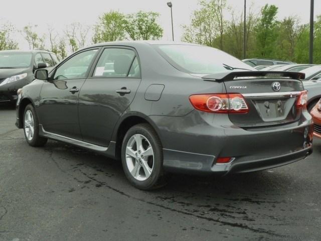 Toyota Corolla 2013 photo 13