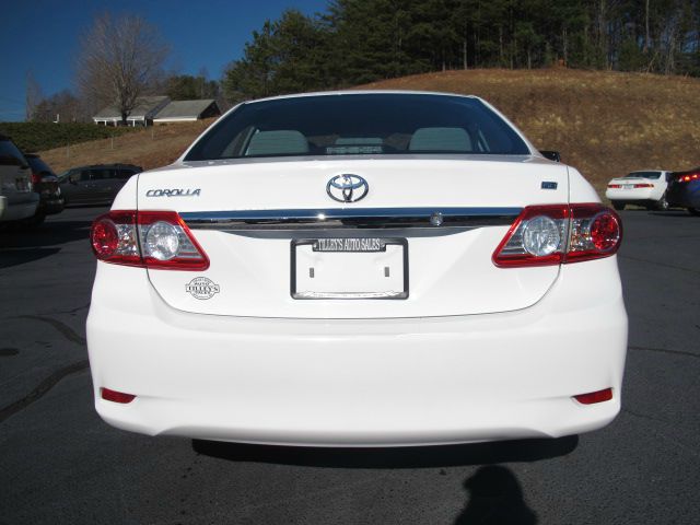 Toyota Corolla 2013 photo 3