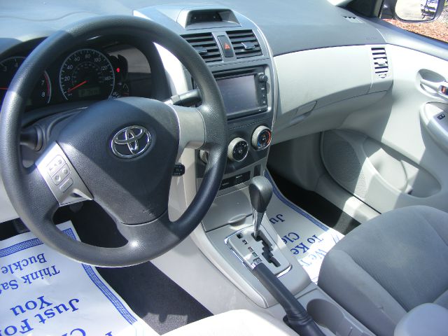 Toyota Corolla 2013 photo 12