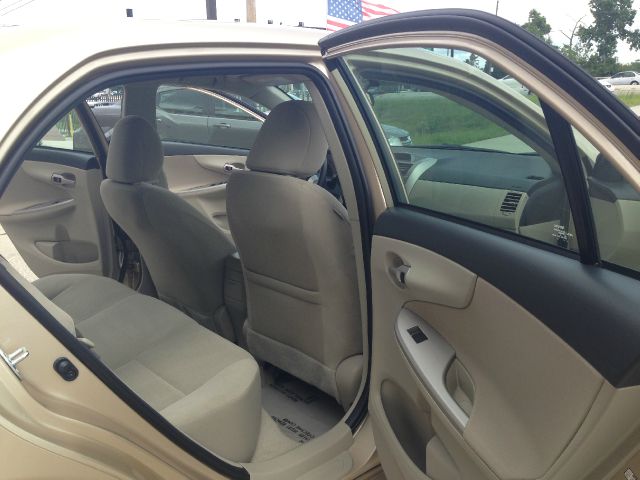 Toyota Corolla 2013 photo 10