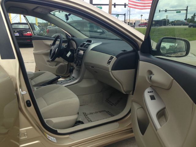 Toyota Corolla 2013 photo 11