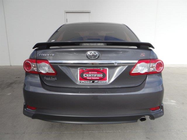 Toyota Corolla X Sedan