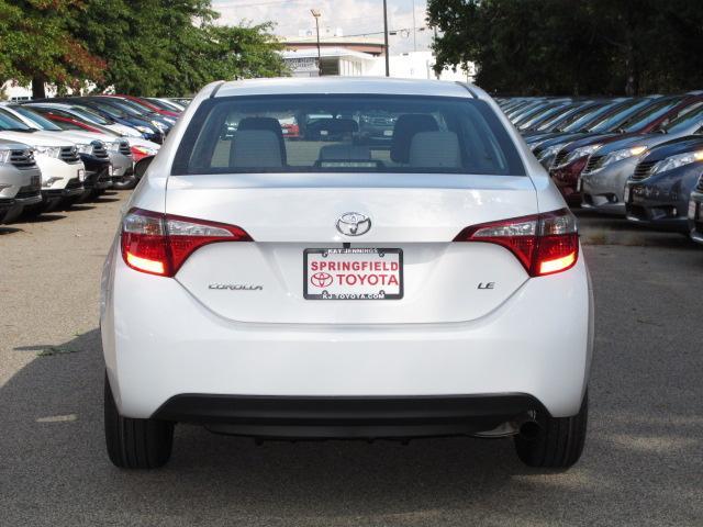 Toyota Corolla 2014 photo 3
