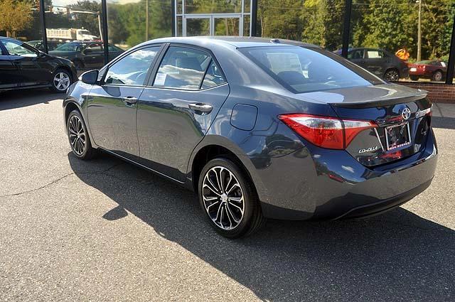 Toyota Corolla 2014 photo 2