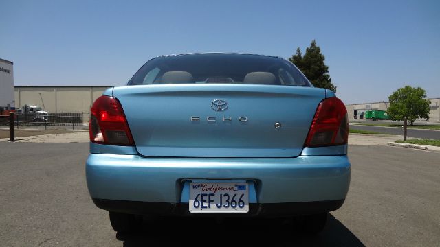 Toyota Echo 2002 photo 1