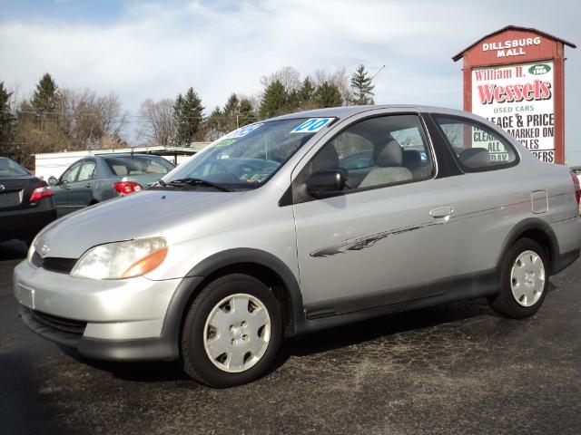 Toyota Echo Base Coupe