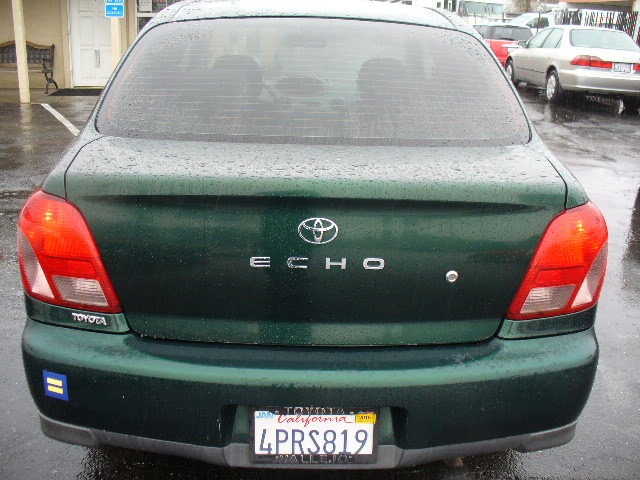 Toyota Echo 2001 photo 2