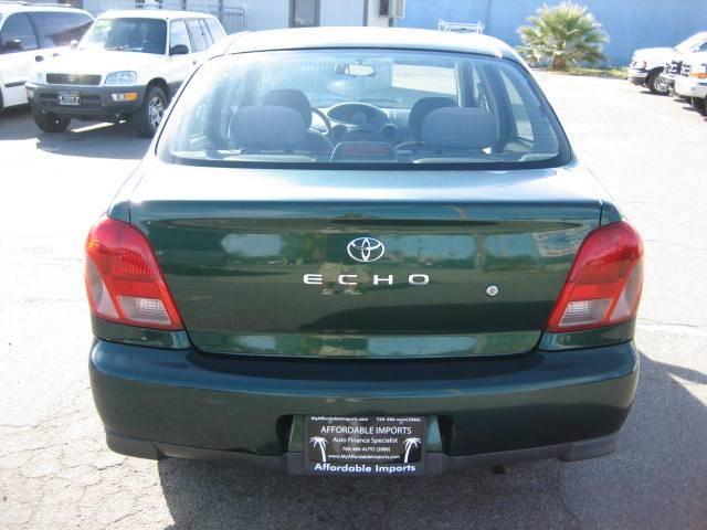 Toyota Echo Unknown Sedan